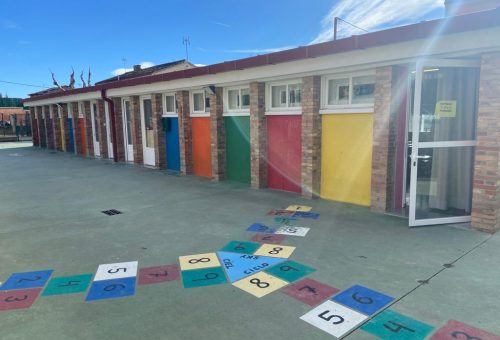 El PSOE exige a Azcón que rectifique y mantenga la escolarización a los 2 años en las aulas rurales